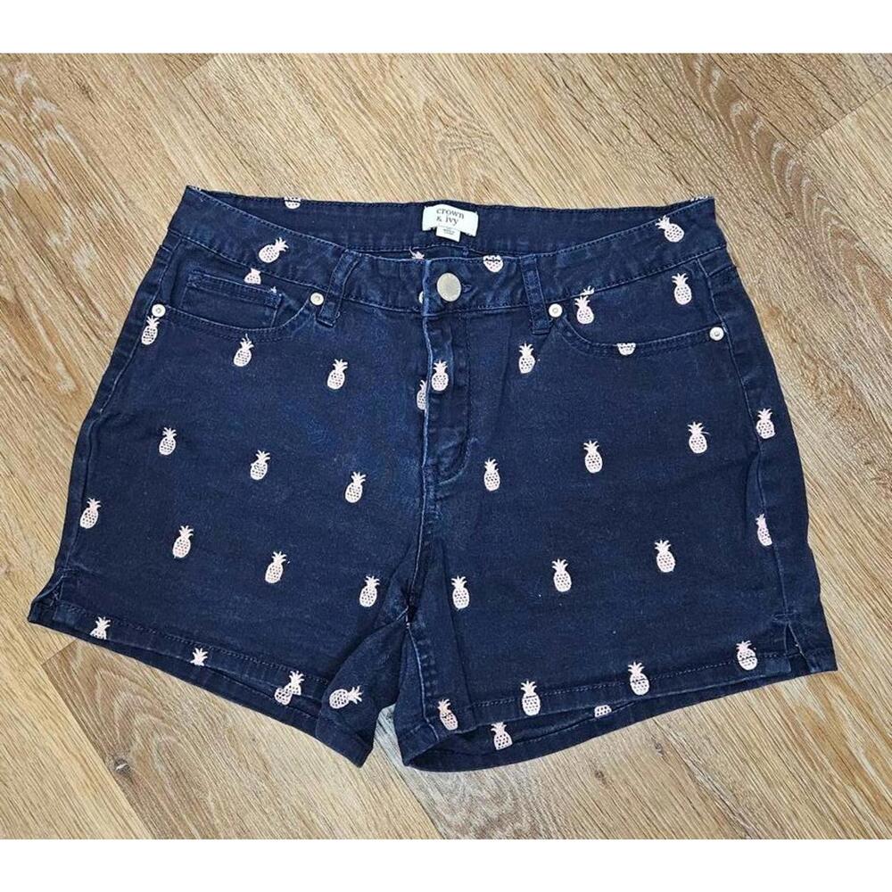 Crown & Ivy Women's Navy Blue Denim Shorts with Pineapple Embroidery Size 10